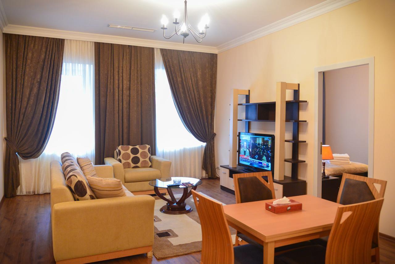 באקו City Mansion Aparthotel מראה חיצוני תמונה