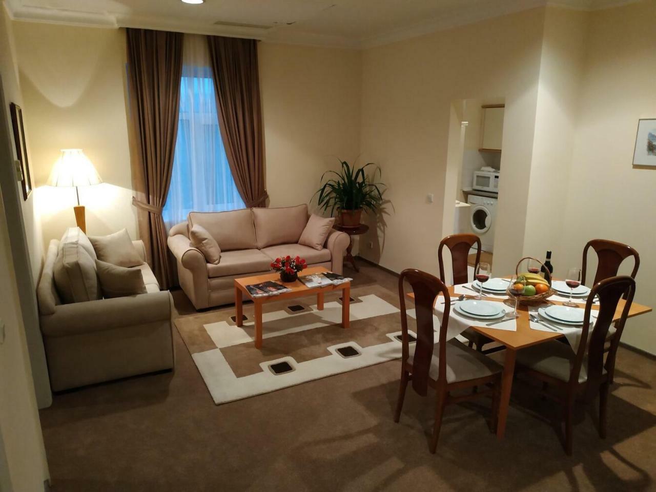 באקו City Mansion Aparthotel מראה חיצוני תמונה