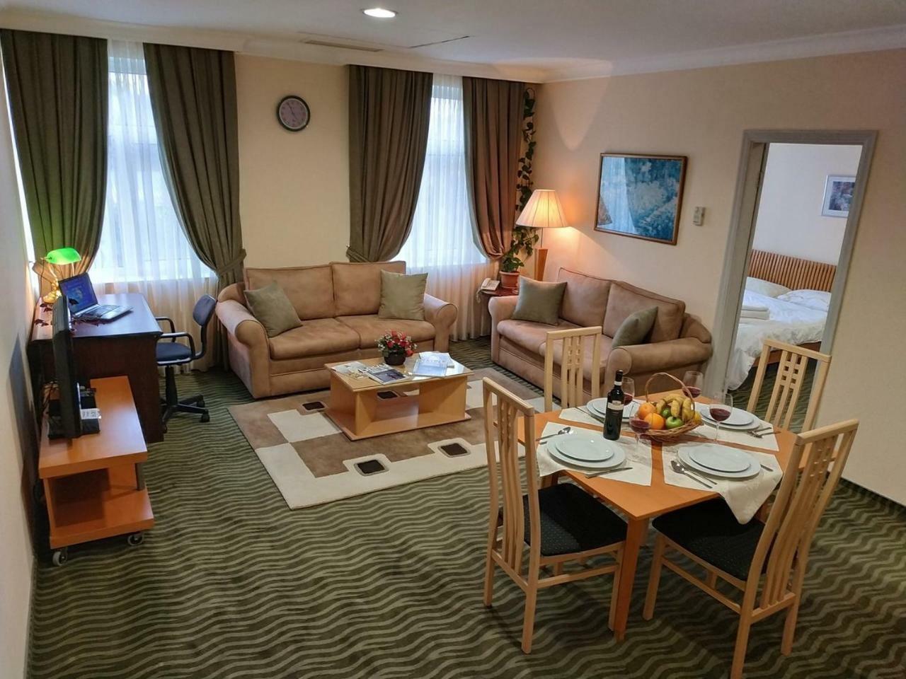 באקו City Mansion Aparthotel מראה חיצוני תמונה